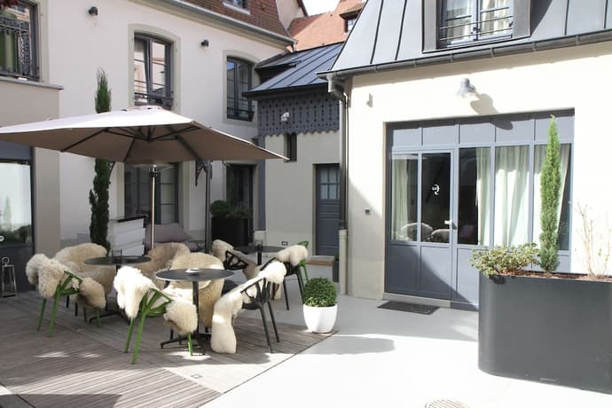 Hôtel Quatorze, Primary image