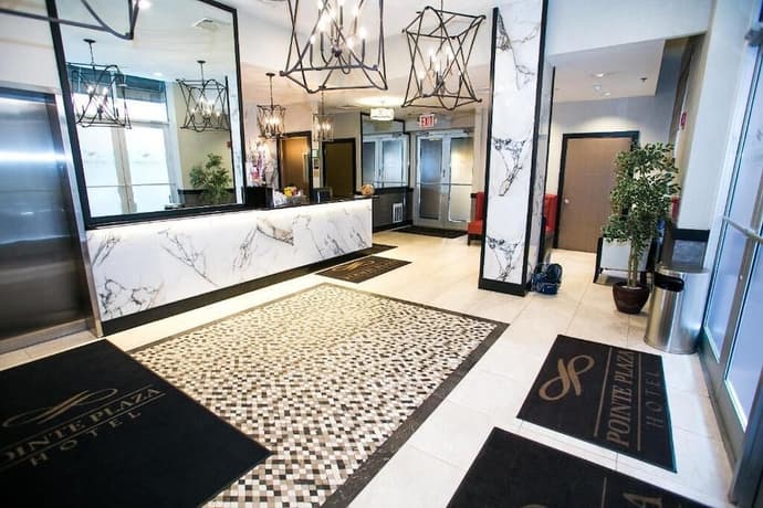 Pointe Plaza Hotel, Primary image