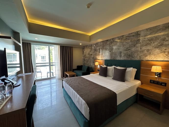 Hotel Ambrosia, Primary image