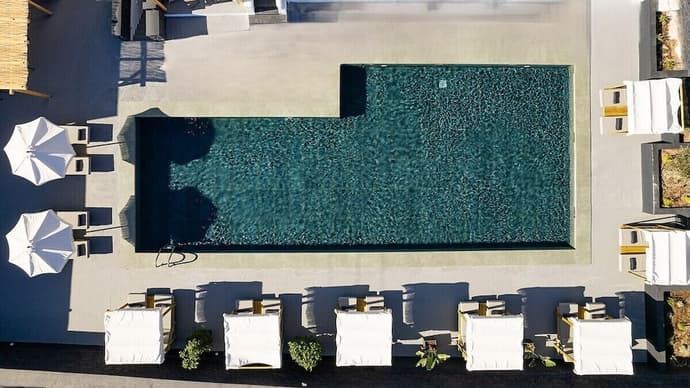 The Noverian Bios Santorini, Primary image