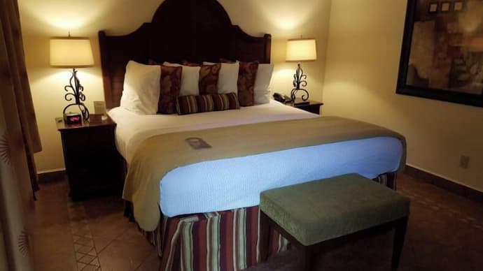 Los Arboles Hotel, Primary image