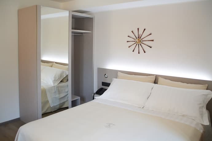 Il Loggiato dei Serviti, Primary image