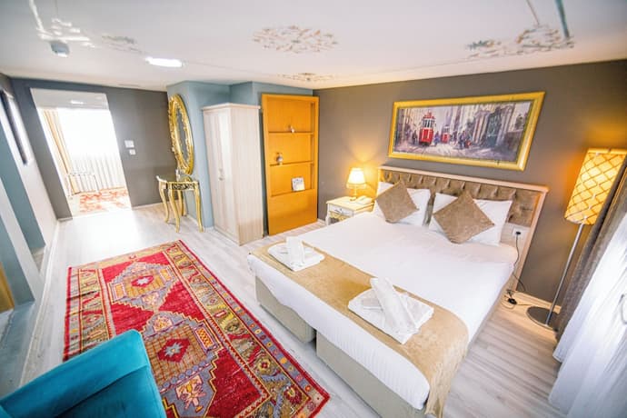 Sultans Royal Hotel, Primary image