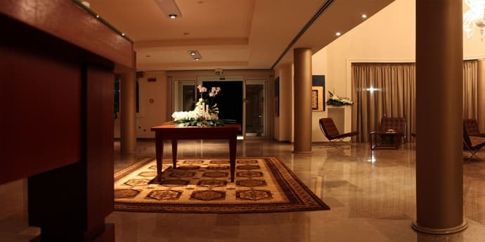 Palazzo Giordano Bruno, Primary image