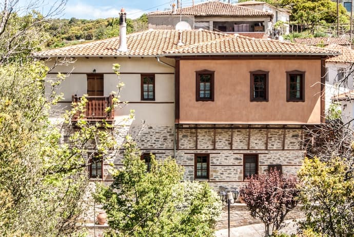 Viraggas, Primary image