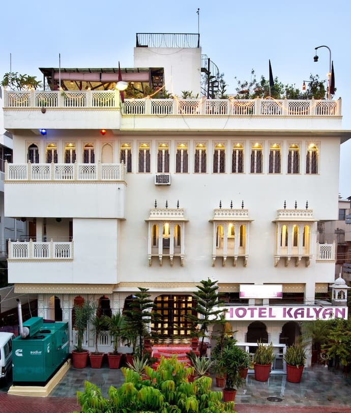 Hotel Kalyan, Primary image