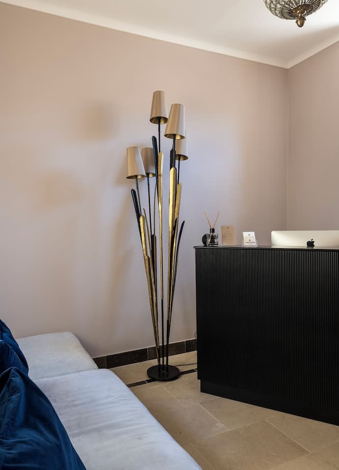 La Dépendance, Reception