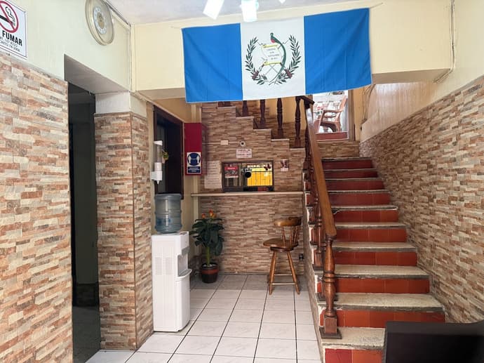 Hotel Metropolitano, Reception