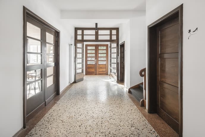 Casa al Sole, Interior entrance