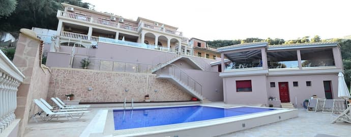 Michaelangelo, Primary image