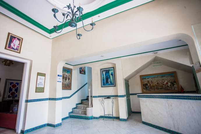 Hotel Olympic, Primary image