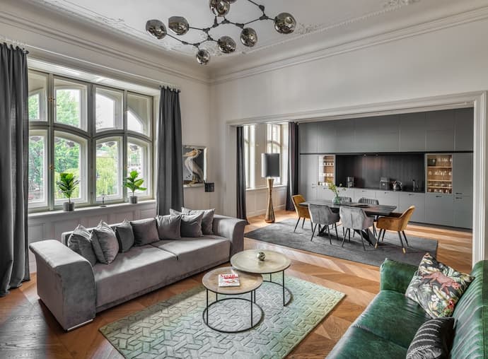 MN6 Luxury Suites by Adrez Living, Primary image