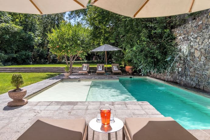 Villa Santa Monica, Primary image