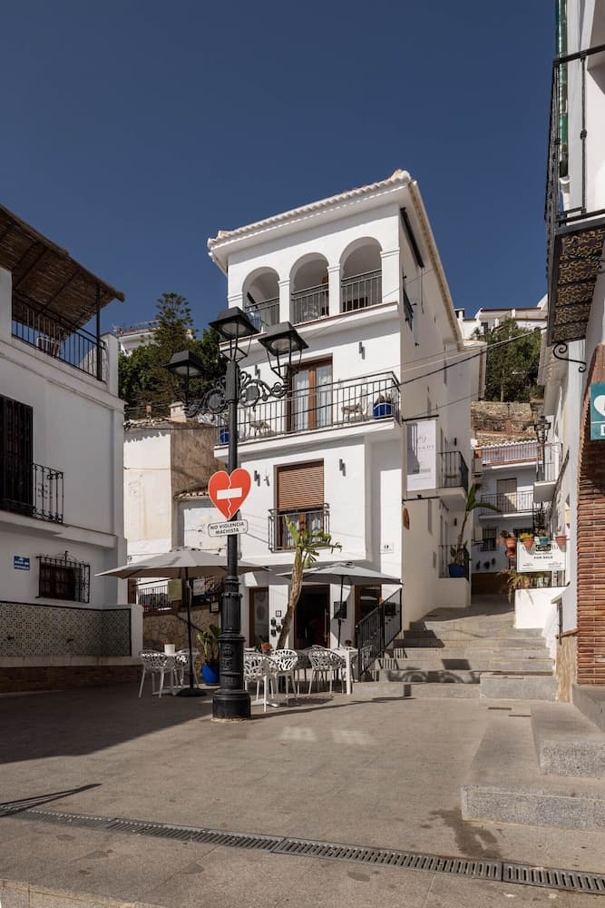 Olive & Ivy Guest House, Primary image