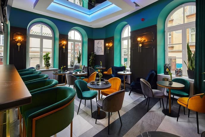 Hotel Estera, Primary image