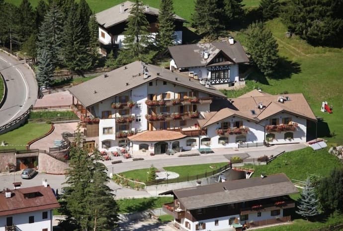Alpine Touring Hotel, Primary image
