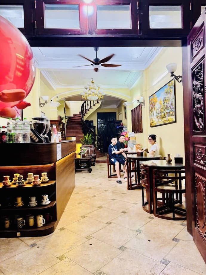 Il Divo Hostel, Reception