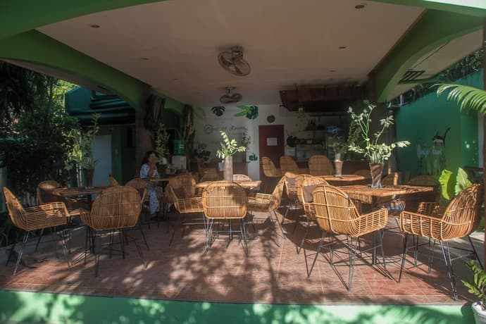 Moonlight Resort, Primary image