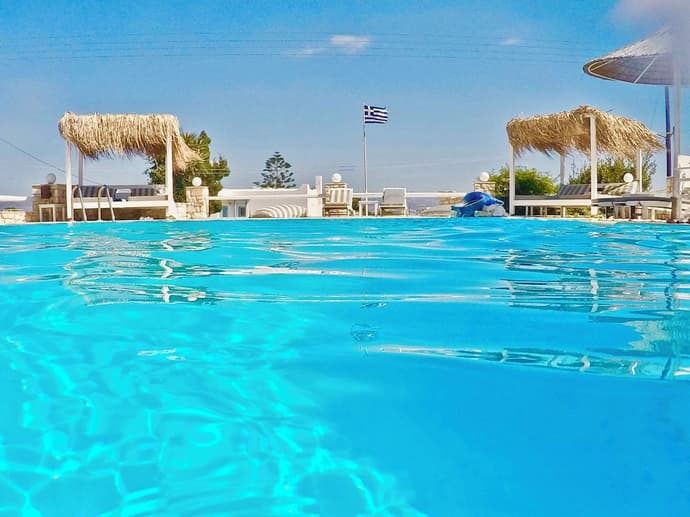 Margarita Studios Ambelas, Primary image