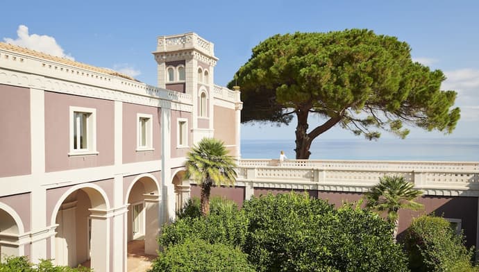 Villa Paola, Primary image