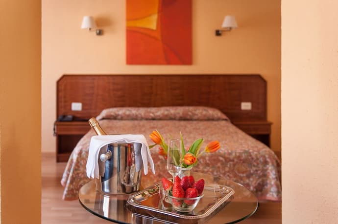 Hotel Unzaga Plaza, Primary image