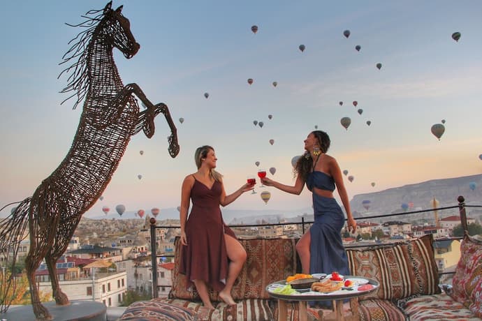 Ottoman Cave Suites, Primary image