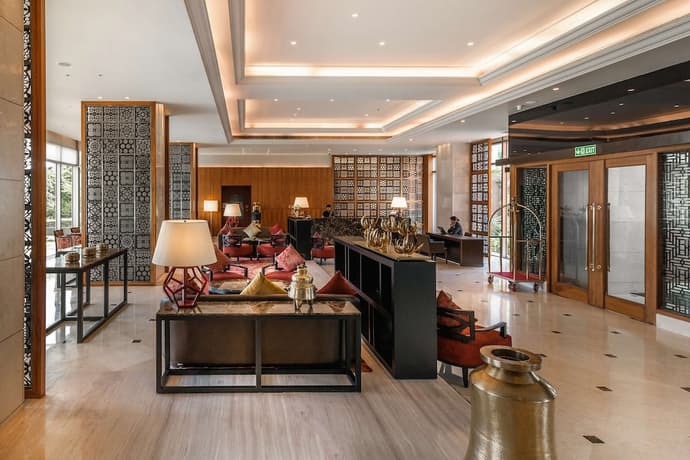 Hyatt Ahmedabad, Lobby