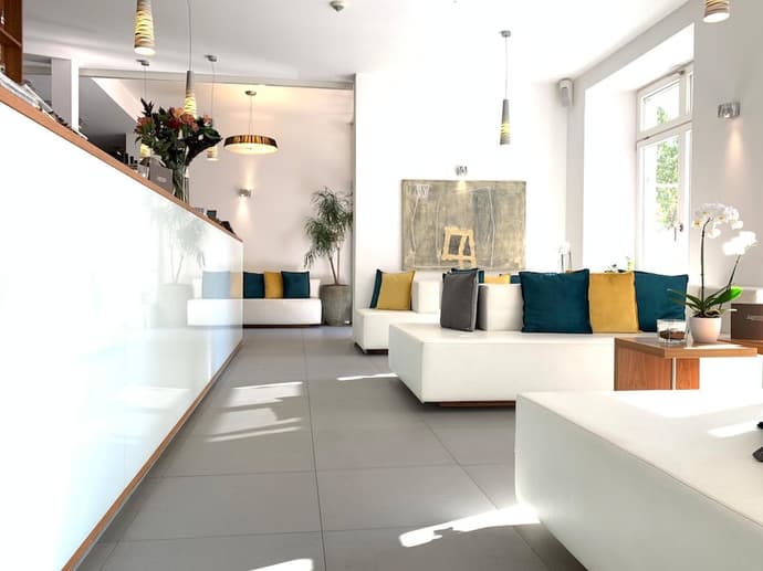 Hotel Constantia, Primary image