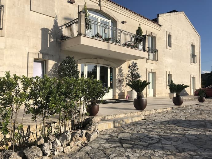 Hotel Cave del Sole, Primary image