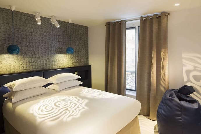 Hotel Eden, Primary image