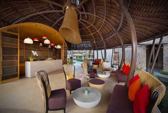 Prana Resort Nandana, Lobby sitting area