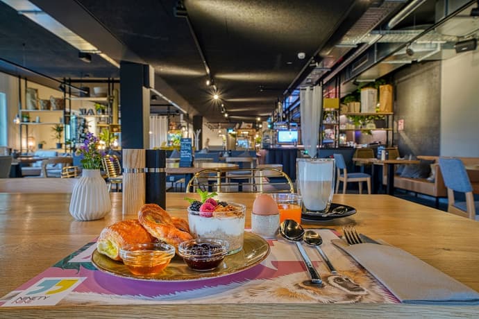 Vienna House Easy by Wyndham Augsburg, Primary image