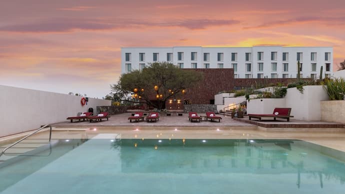 Albor San Miguel de Allende, Tapestry Collection by Hilton, Primary image