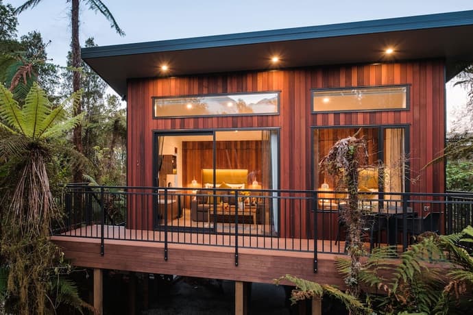 Rainforest Deluxe, Primary image