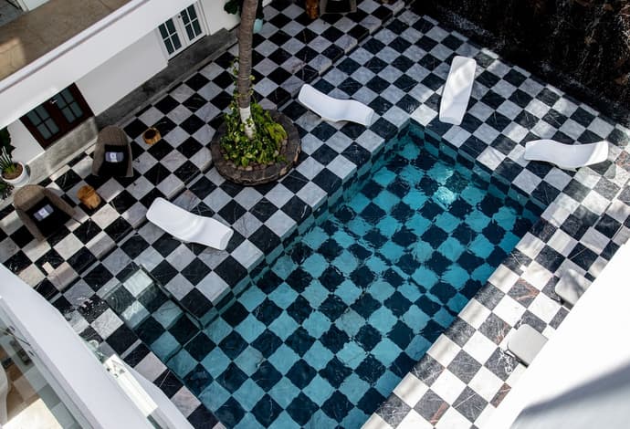 The Xperience by g, Primary image