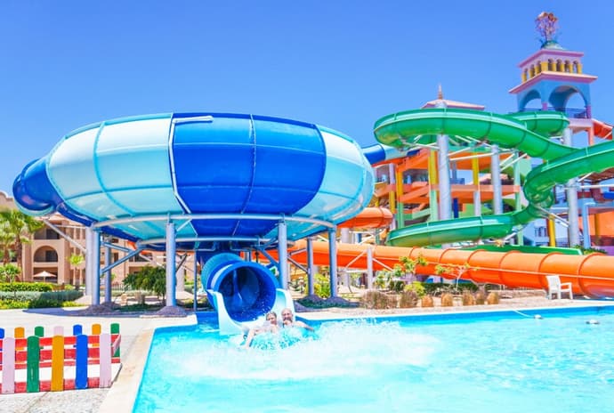 Charmillion Gardens Aquapark, Primary image