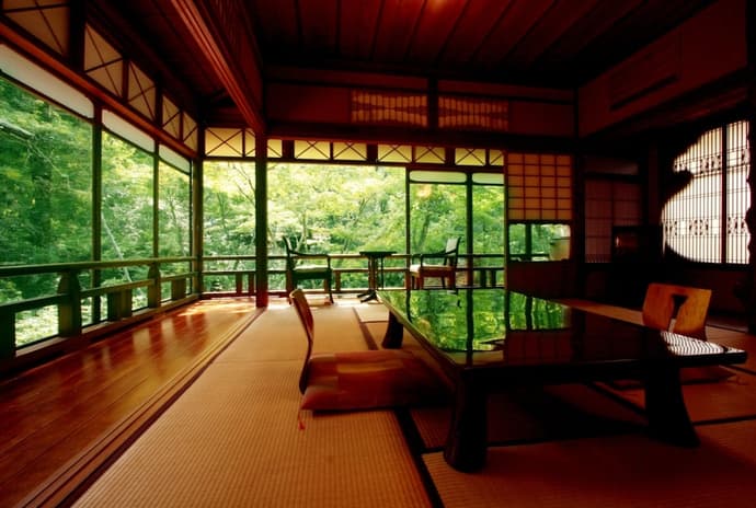 Iwaso, Primary image