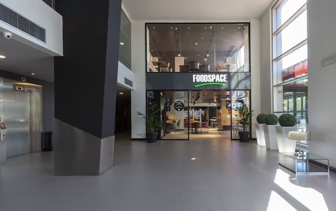 Vertice Roomspace Madrid, Reception