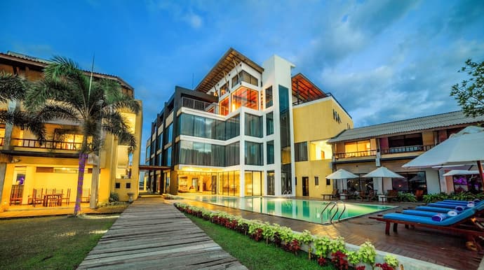 Amagi Aria, Primary image