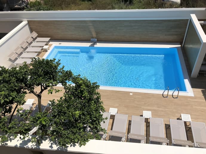 Hotel Smeraldo, Primary image