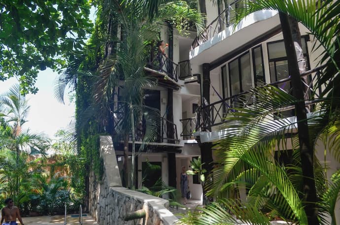 Siesta Fiesta Hotel, Primary image