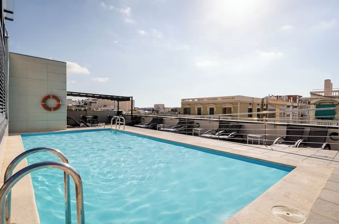 Petit Palace Trencadis, Primary image