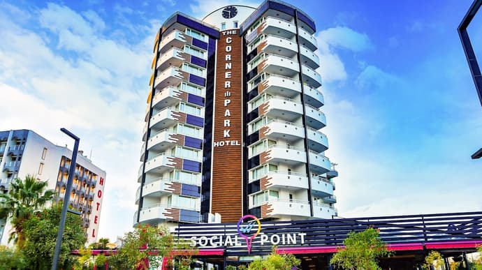 The Corner Park Hotel, Primary image
