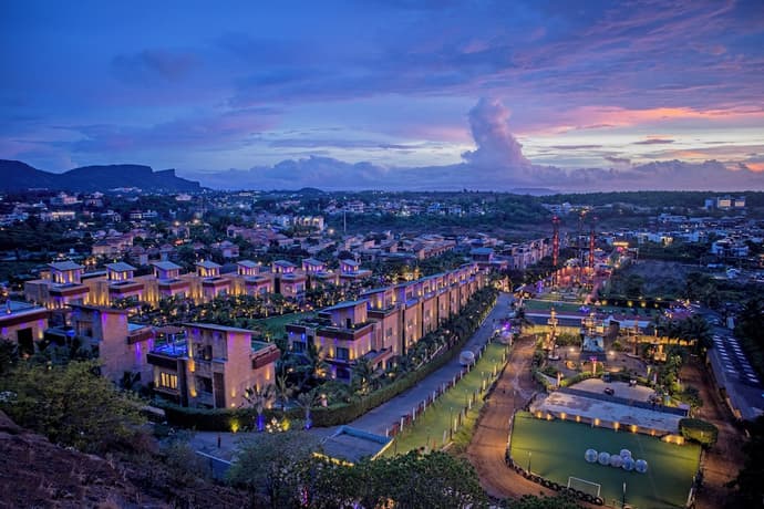 Della Resorts, Primary image