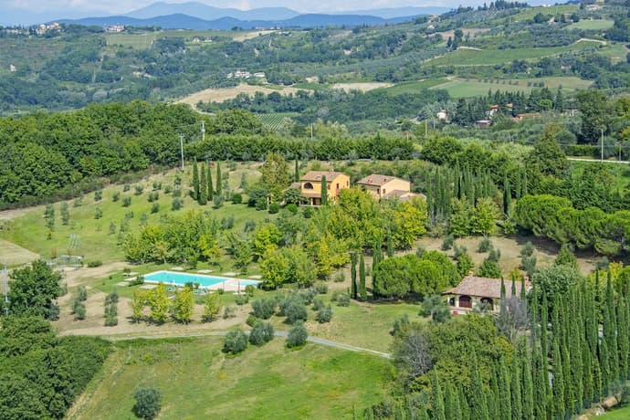 Tenuta Moriano, Primary image