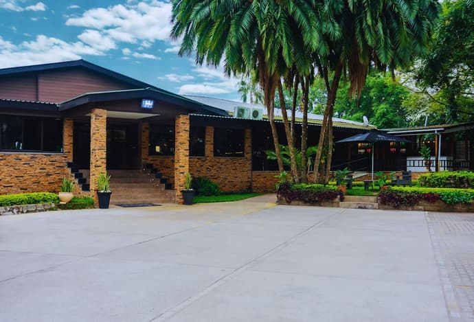 Casa Mia, Primary image