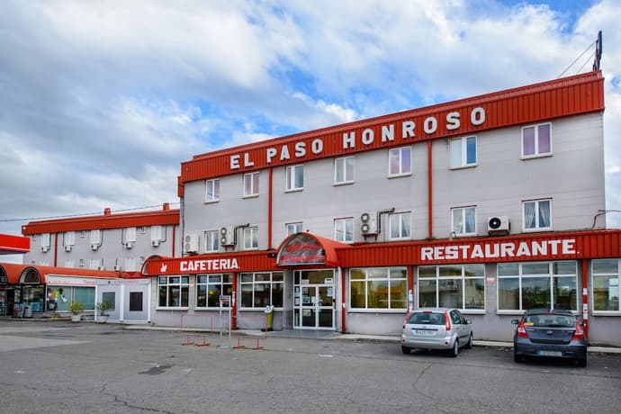 El Paso Honroso, Primary image