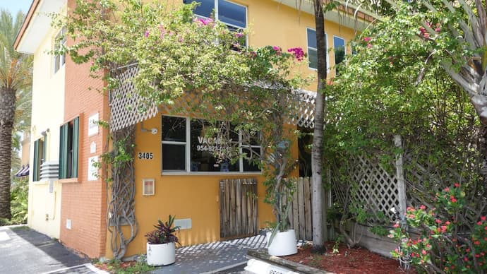 Ocean Inn, Primary image