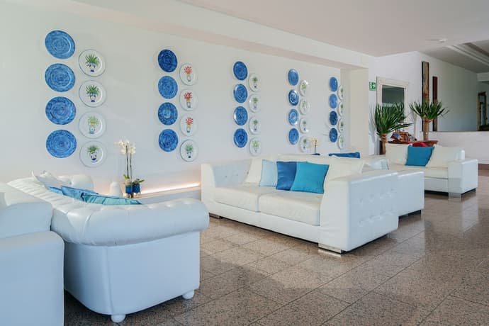 Hotel Oriente, Lobby