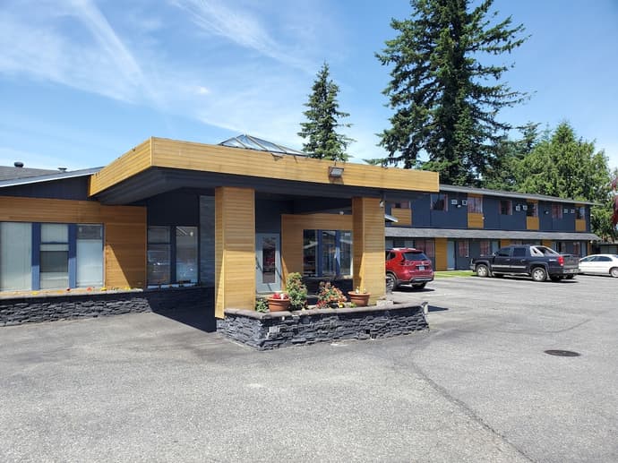 Alpine Inn, Primary image